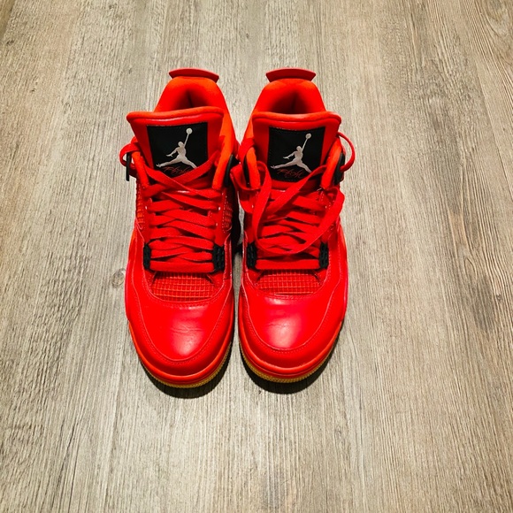 jordan 4 retro fire red singles day 2018